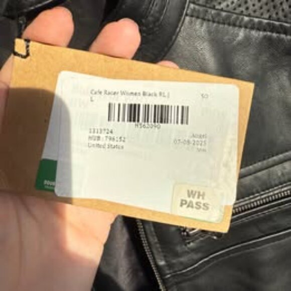 NEW Leather MOTO Jacket - Super Cute! - Picture 7 of 16